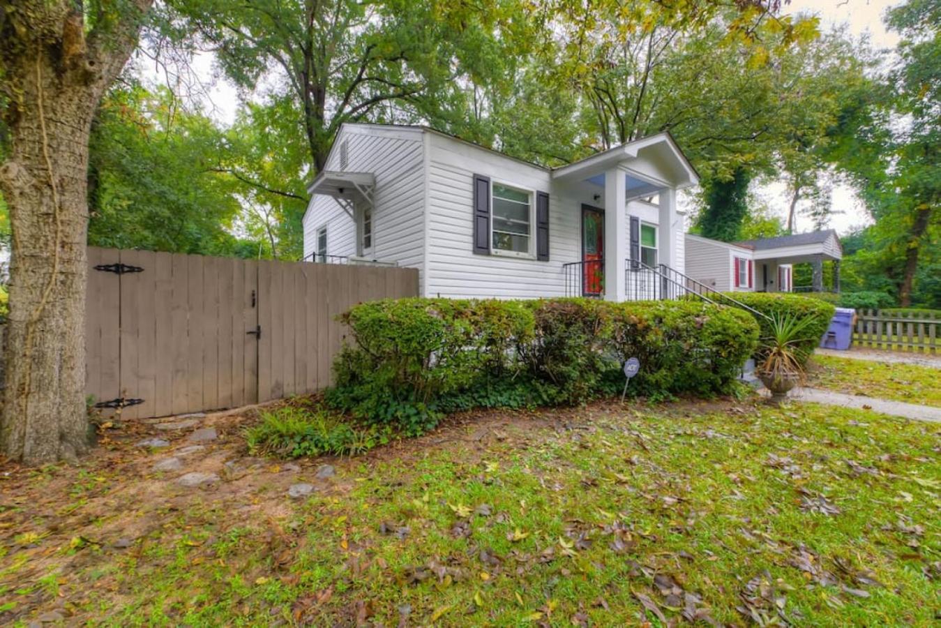 Lounge On Lincoln-Pet Friendly Villa Columbia Exterior photo